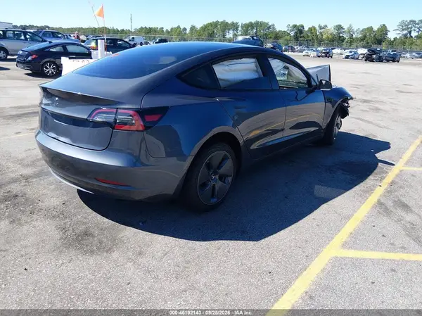 5YJ3E1EA5PF662299 — 2023 Tesla Model 3, фото 4 с аукциона IAAI, Передняя часть