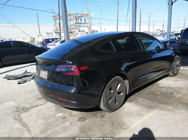 5YJ3E1EA8PF428867 — 2023 Tesla Model 3, фото 4 с аукциона IAAI 15.10.2026, Передняя часть