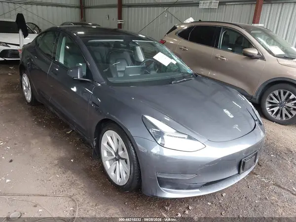 5YJ3E1EA5PF512760 — 2023 Tesla Model 3, Левый бок (Left Side), фото до ремонта