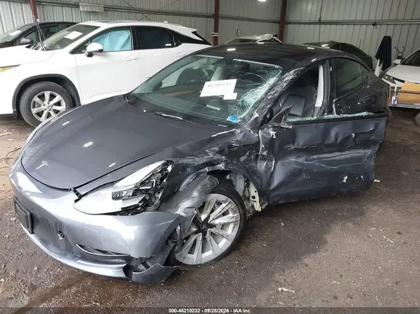 5YJ3E1EA5PF512760 — 2023 Tesla Model 3, фото 2 с аукциона IAAI, Левый бок