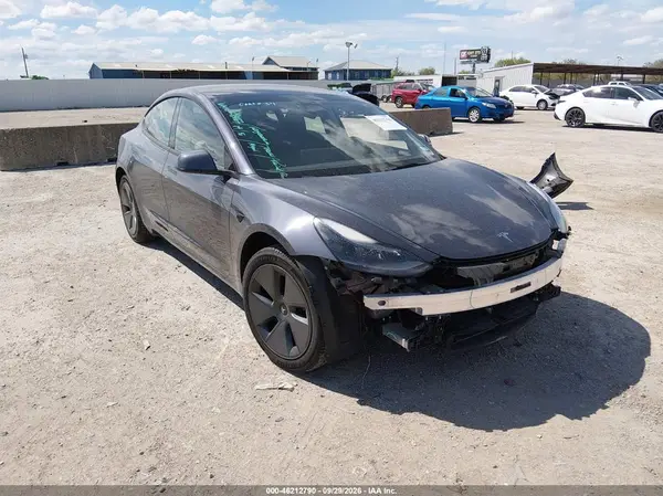 5YJ3E1EAXPF403467 — 2023 Tesla Model 3, Ходовая часть (Undercarriage), фото до ремонта