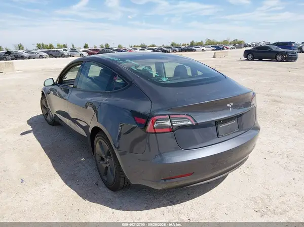 5YJ3E1EAXPF403467 — 2023 Tesla Model 3, фото 3 с аукциона IAAI, Ходовая часть