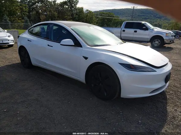 5YJ3E1EA5RF854406 — 2024 Tesla Model 3, Подтопление (Flood), фото до ремонта