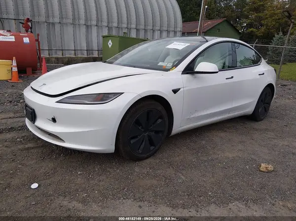 5YJ3E1EB5RF844547 — 2024 Tesla Model 3, фото 2 с аукциона IAAI, Подтопление