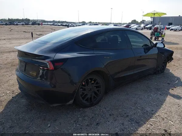 5YJ3E1EB2RF801199 — 2024 Tesla Model 3, фото 4 с аукциона IAAI, Передняя часть