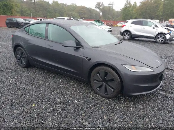 5YJ3E1EA0RF772390 — 2024 Tesla Model 3, Левый бок (Left Side), фото до ремонта