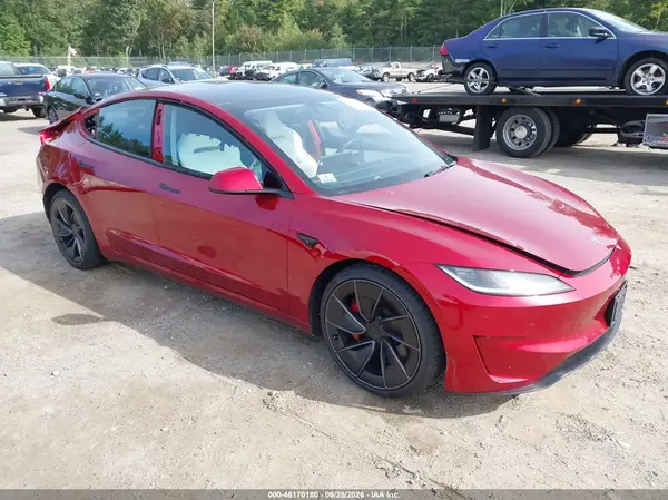 5YJ3E1ET5SF926387 — 2025 Tesla Model 3, Задняя часть (Rear), фото до ремонта