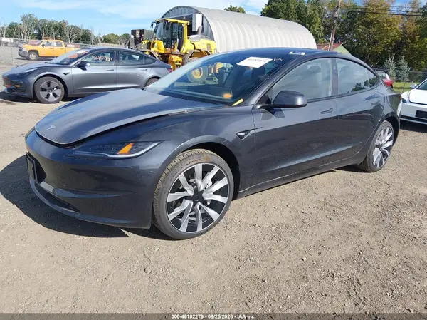 5YJ3E1EA1SF040680 — 2025 Tesla Model 3, фото 2 с аукциона IAAI, Подтопление