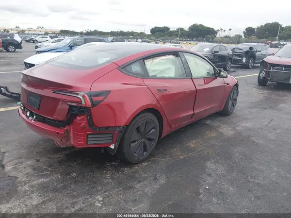5YJ3E1EA7TF118879 — 2026 Tesla Model 3, фото 4 с аукциона IAAI, Передняя часть