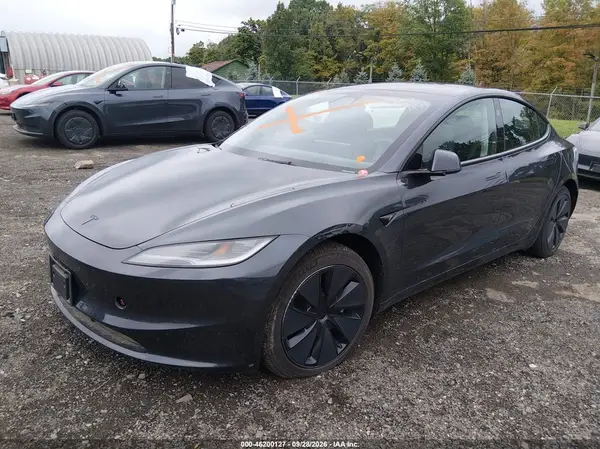 5YJ3E1EB7TF126425 — 2026 Tesla Model 3, фото 2 с аукциона IAAI, Подтопление