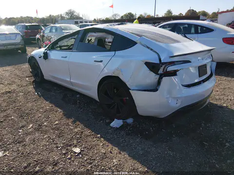 2026 Tesla Model 3 Performance All-Wheel Drive VIN 5YJ3E1ET0TF154883 фото 3