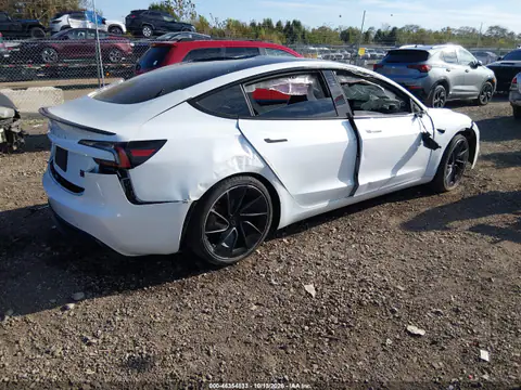 2026 Tesla Model 3 Performance All-Wheel Drive VIN 5YJ3E1ET0TF154883 фото 4