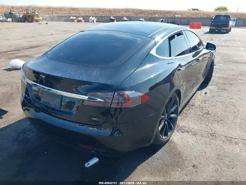 2017 Tesla Model S 100d/60d/75d/90d/p100d VIN 5YJSA1E26HF185870 фото 4