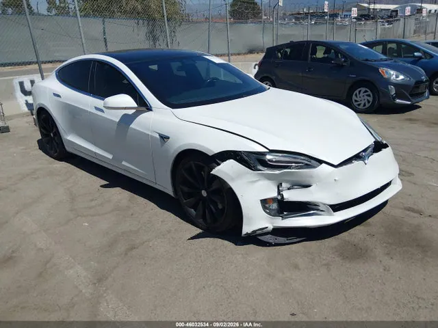 2018 Tesla Model S 100d/75d/p100d VIN 5YJSA1E2XJF273035 фото 1
