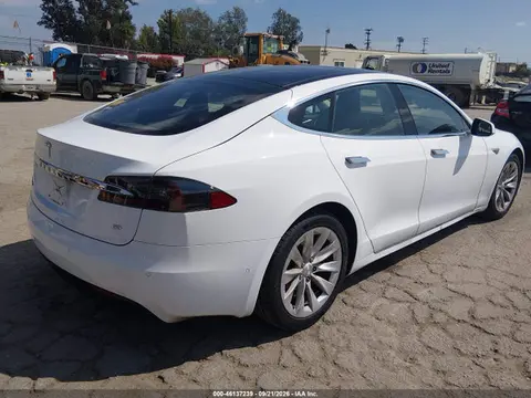 2016 Tesla Model S 60/70/75/85 VIN 5YJSA1E19GF147362 фото 4