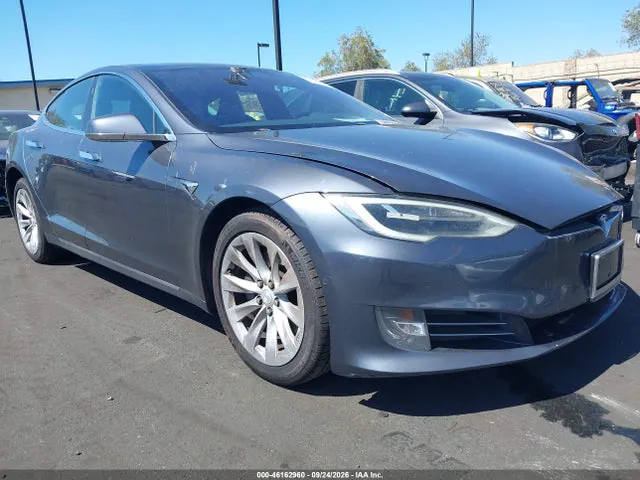 2017 Tesla Model S 60/75 VIN 5YJSA1E12HF226406 фото 1
