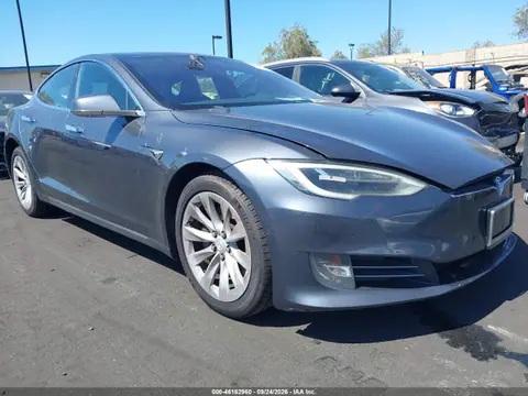 5YJSA1E12HF226406 — 2017 Tesla Model S 60/75, Задняя часть слева (Left Rear), фото до ремонта