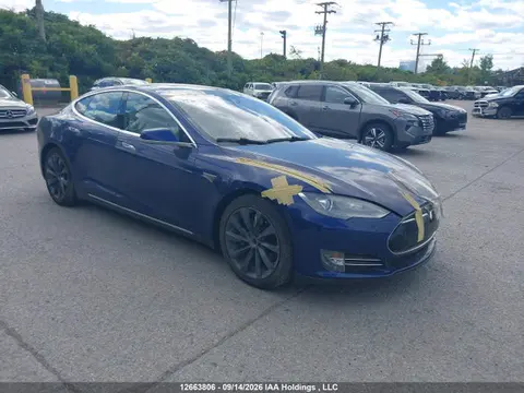 5YJSA1V25FF100241 — 2015 Tesla Model S 70D/85D/P85D, Передняя часть (Front), фото до ремонта