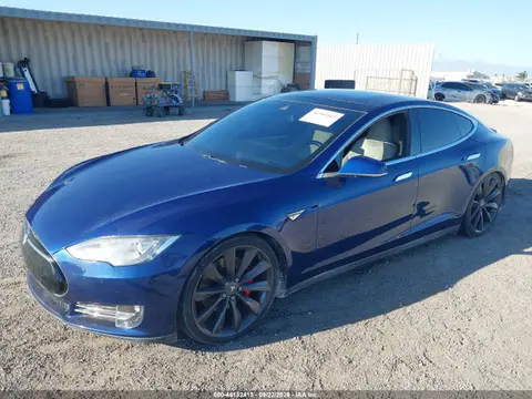 2015 Tesla Model S 85d/p85d VIN 5YJSA1E4XFF109180 фото 2