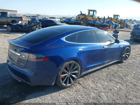 2015 Tesla Model S 85d/p85d VIN 5YJSA1E4XFF109180 фото 4