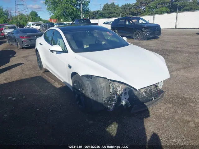 5YJSA1E58NF485111 — 2022 Tesla Model S AWD, Передняя часть (Front), фото до ремонта