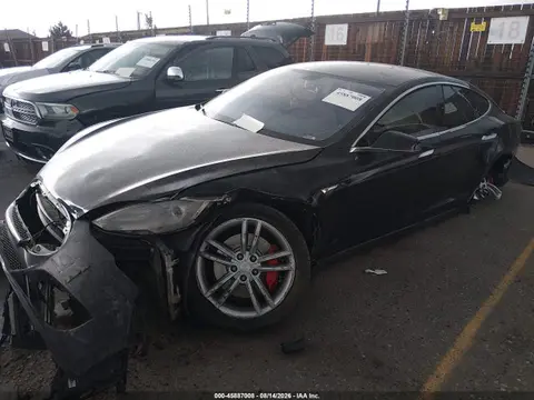 2014 Tesla Model S P85 VIN 5YJSA1H1XEFP45730 фото 2