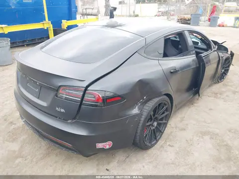 2024 Tesla Model S Plaid Tri Motor All-wheel Drive VIN 5YJSA1E69RF540969 фото 4