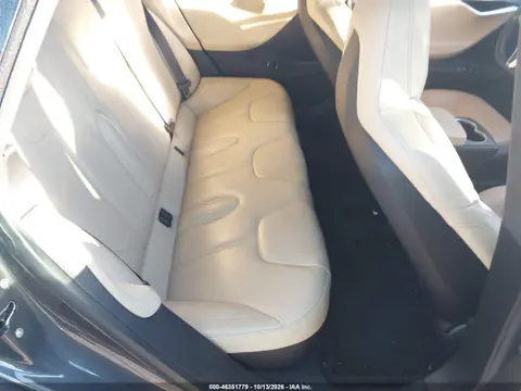 2015 Tesla Model S 70D/85D/P85D VIN 5YJSA1E21FF111057 фото 8