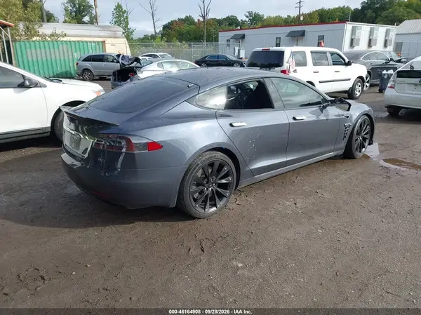 5YJSA1E22HF199779 — 2017 Tesla Model S, фото 4 с аукциона IAAI, Передняя часть справа