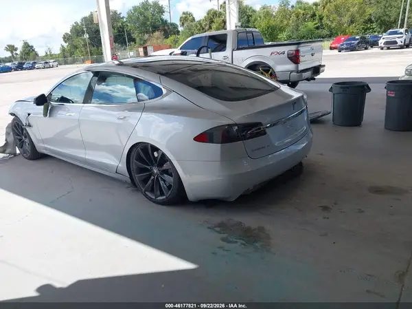 5YJSA1E23HF178679 — 2017 Tesla Model S, фото 3 с аукциона IAAI 14.10.2026, Передняя часть справа