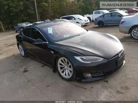 5YJSA1E26JF257026 — 2018 Tesla Model S, Правая сторона, фото до ремонта