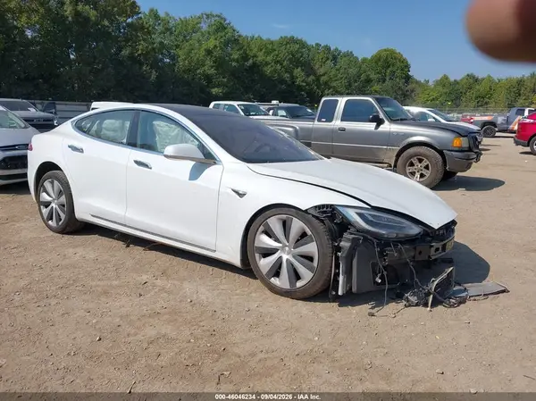 5YJSA1E2XLF414124 — 2020 Tesla Model S, Передняя часть (Front End), фото до ремонта