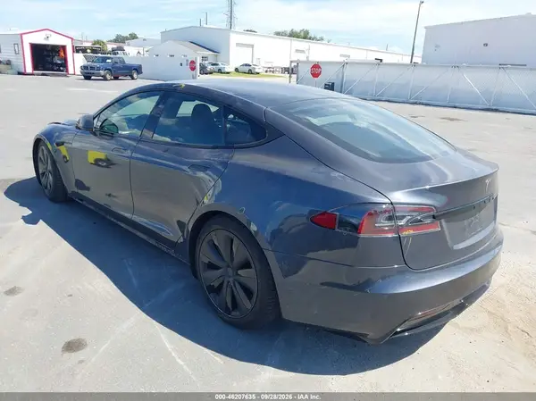 5YJSA1E58MF455458 — 2021 Tesla Model S, фото 3 с аукциона IAAI, Подтопление