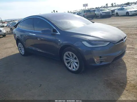 2019 Tesla Model X 100d/75d/long Range VIN 5YJXCAE27KF213800 фото 1