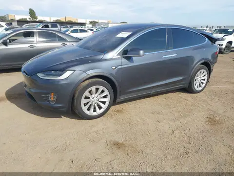 2019 Tesla Model X 100d/75d/long Range VIN 5YJXCAE27KF213800 фото 2