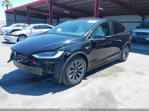 2018 Tesla Model X 100d/75d/p100d VIN 5YJXCDE20JF103669 фото 2