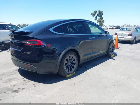 2018 Tesla Model X 100d/75d/p100d VIN 5YJXCDE20JF103669 фото 4