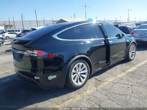 2016 Tesla Model X 60d/70d/75d/90d/p100d VIN 5YJXCBE24GF016421 фото 4