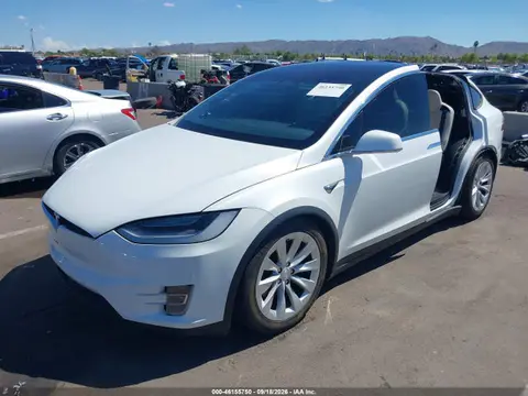 2020 Tesla Model X Long Range Dual Motor All-wheel Drive/long Range Plus Dual Motor All-wheel Drive VIN 5YJXCAE24LF239384 фото 2