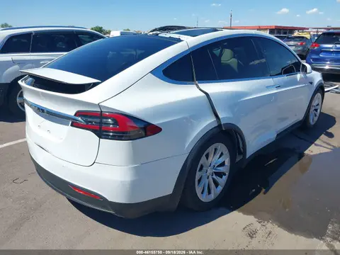 2020 Tesla Model X Long Range Dual Motor All-wheel Drive/long Range Plus Dual Motor All-wheel Drive VIN 5YJXCAE24LF239384 фото 4