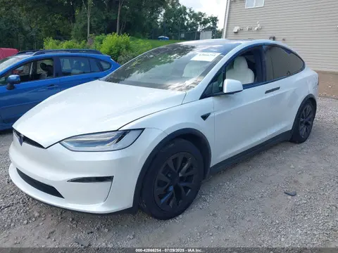 2022 Tesla Model X Plaid Tri Motor All-wheel Drive VIN 7SAXCBE67NF340661 фото 2