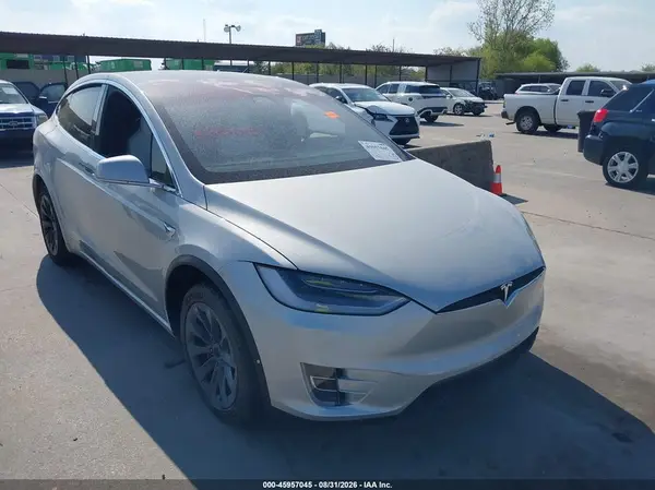 5YJXCBE2XGF029383 — 2016 Tesla Model X, Задняя часть (Rear), фото до ремонта