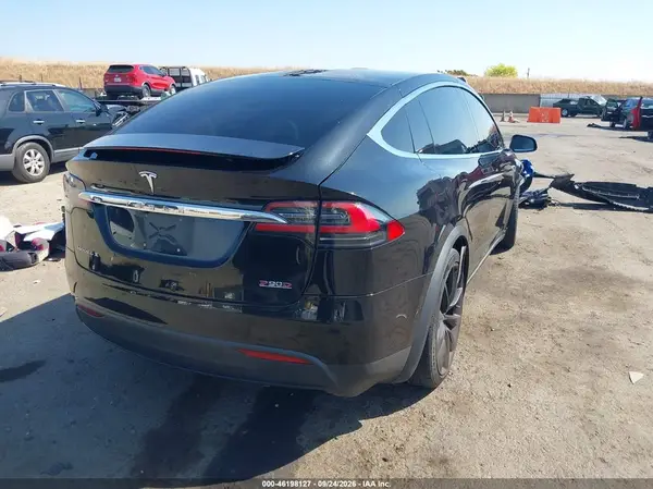 5YJXCBE43GF001359 — 2016 Tesla Model X, фото 4 с аукциона IAAI, Передняя часть