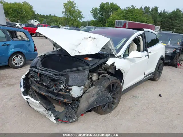 2017 Tesla MODEL X VIN 5YJXCBE27HF067266 фото 2