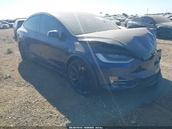 5YJXCAE23JF138558 — 2018 Tesla Model X, Передняя часть (Front End), фото до ремонта