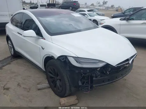 5YJXCBE28LF270109 — 2020 Tesla Model X, Передняя часть (Front End), фото до ремонта