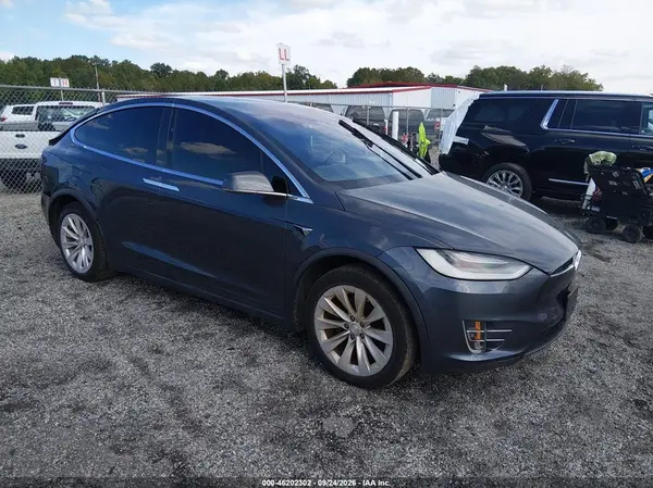 5YJXCDE27LF231362 — 2020 Tesla Model X, Задняя часть (Rear), фото до ремонта
