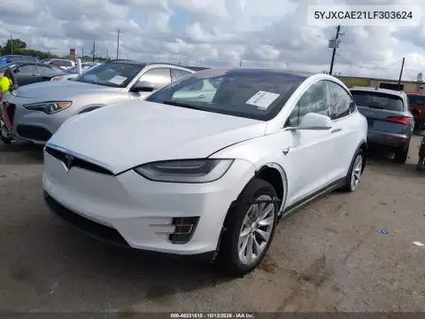 5YJXCAE21LF303624 — 2020 Tesla Model X, фото 2 с аукциона IAAI, Повреждения со всех сторон