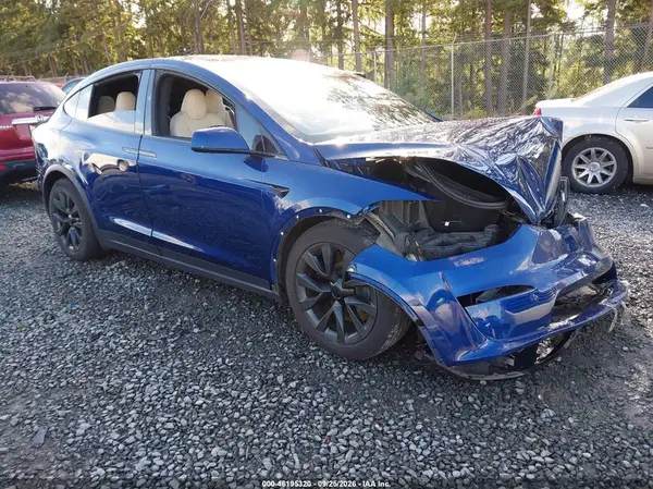 7SAXCBE52PF400582 Tesla Model X 2023 — повреждение Передняя часть, фото до ремонта