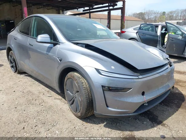 2026 Tesla Model Y All-wheel Drive/long Range Launch Series/premium All-wheel Drive VIN 7SAYGDEE6TF552721 фото 1